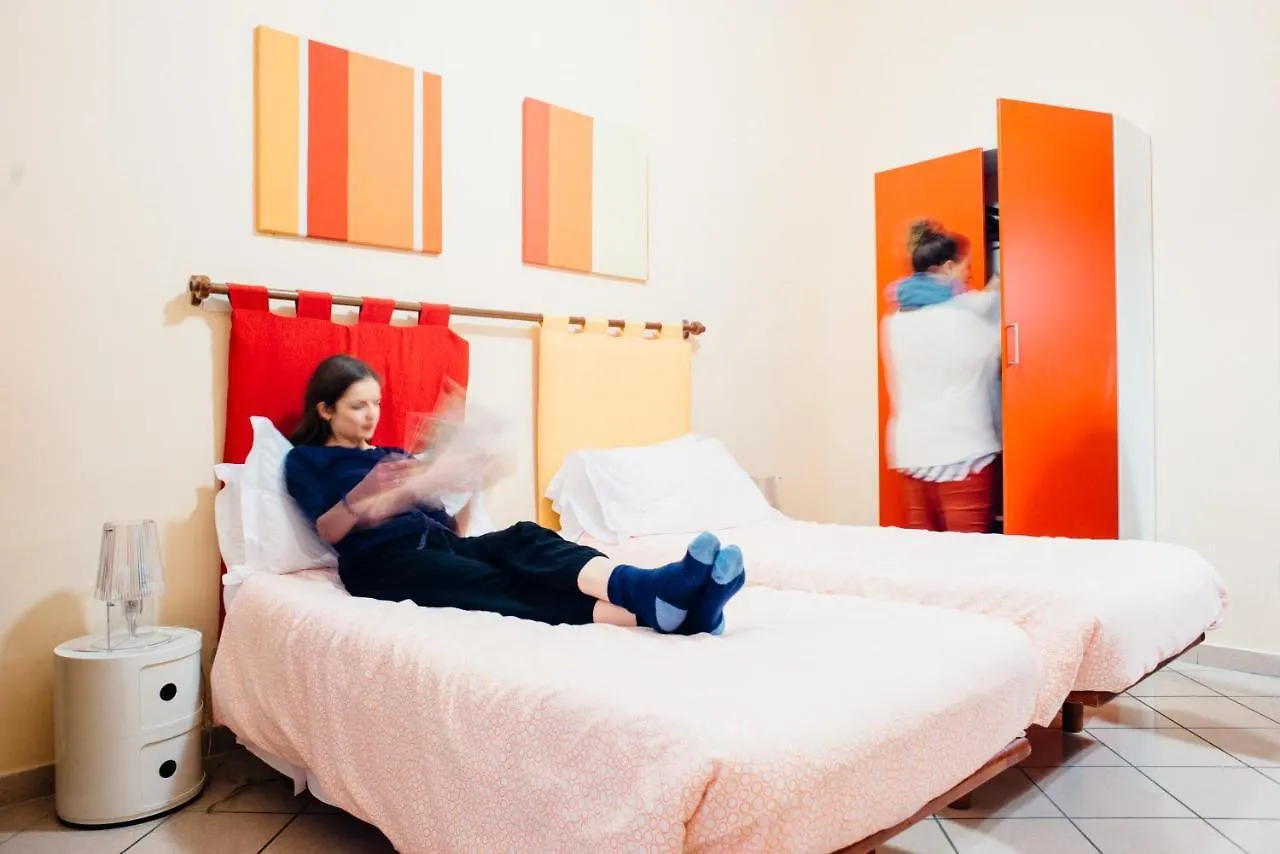 The Beehive Hostel Rome 0*,