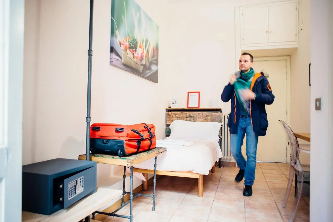 The Beehive Hostel Róma