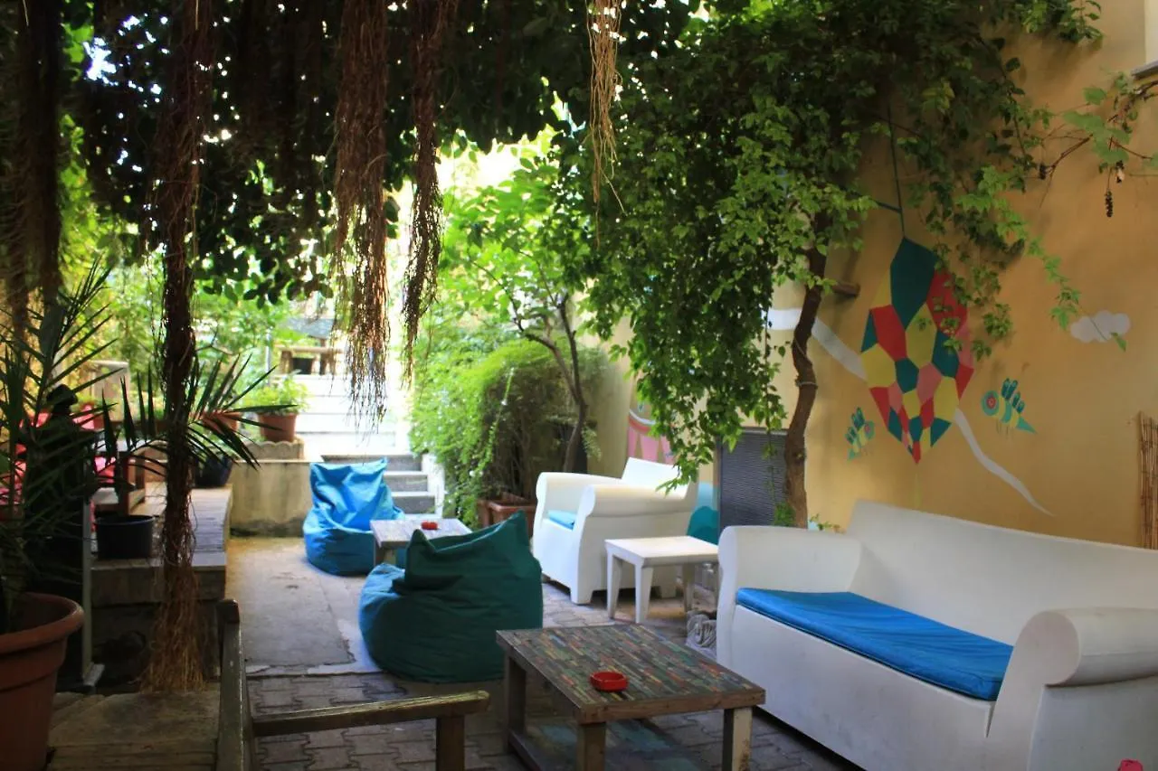 The Beehive Hostel Rome