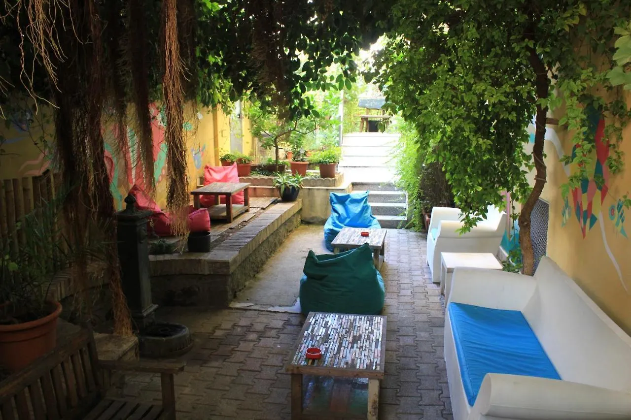 The Beehive Hostel Rome