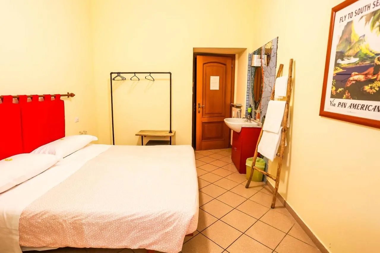 The Beehive Hostel Róma
